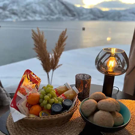 Lofoten Glampingdome Luxury tent