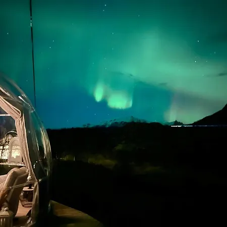 Campismo de Luxo Lofoten Glampingdome *