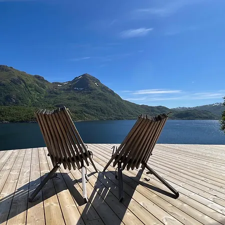 Luxury tent Lofoten Glampingdome