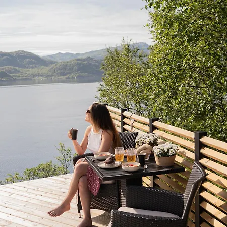 Lofoten Glampingdome Роскошный шатер