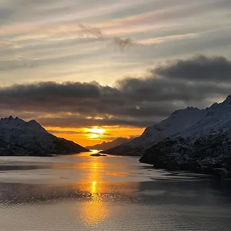 אוהל מפואר Lofoten Glamping Dome *