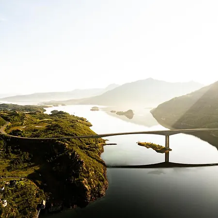 Luksustelt Lofoten Glamping Dome