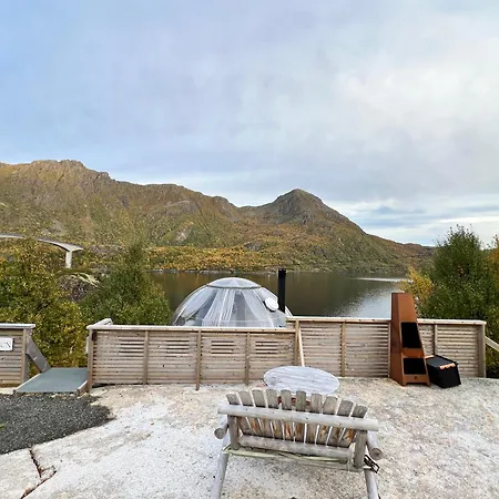 Lofoten Glamping Dome *