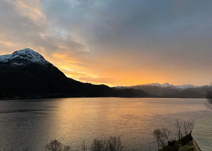 Lyxtält Lofoten Glamping Dome Myrland