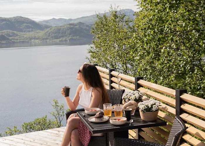 Lofoten Glamping Dome Lyxtält